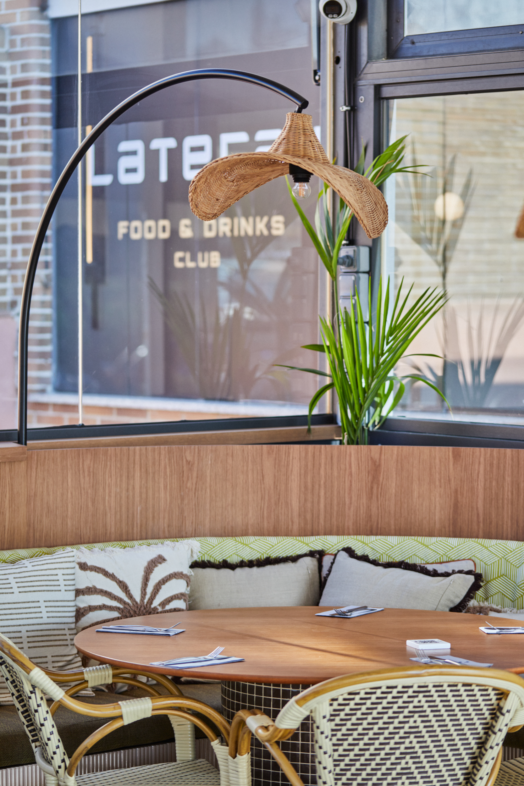 Aravaca local interior